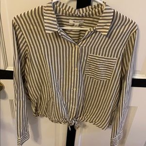 Madewell Button Down Top- SIZE Medium!